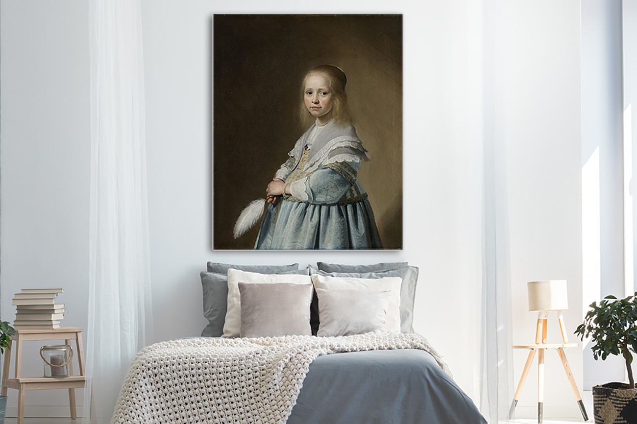 Portret van Johannes Cornelisz Verspronck met als titel Portret van een meisje in het blauw op textieldoek. Verkrijgbaar in verschillende zeer grote formaten, inclusief textiel frame.