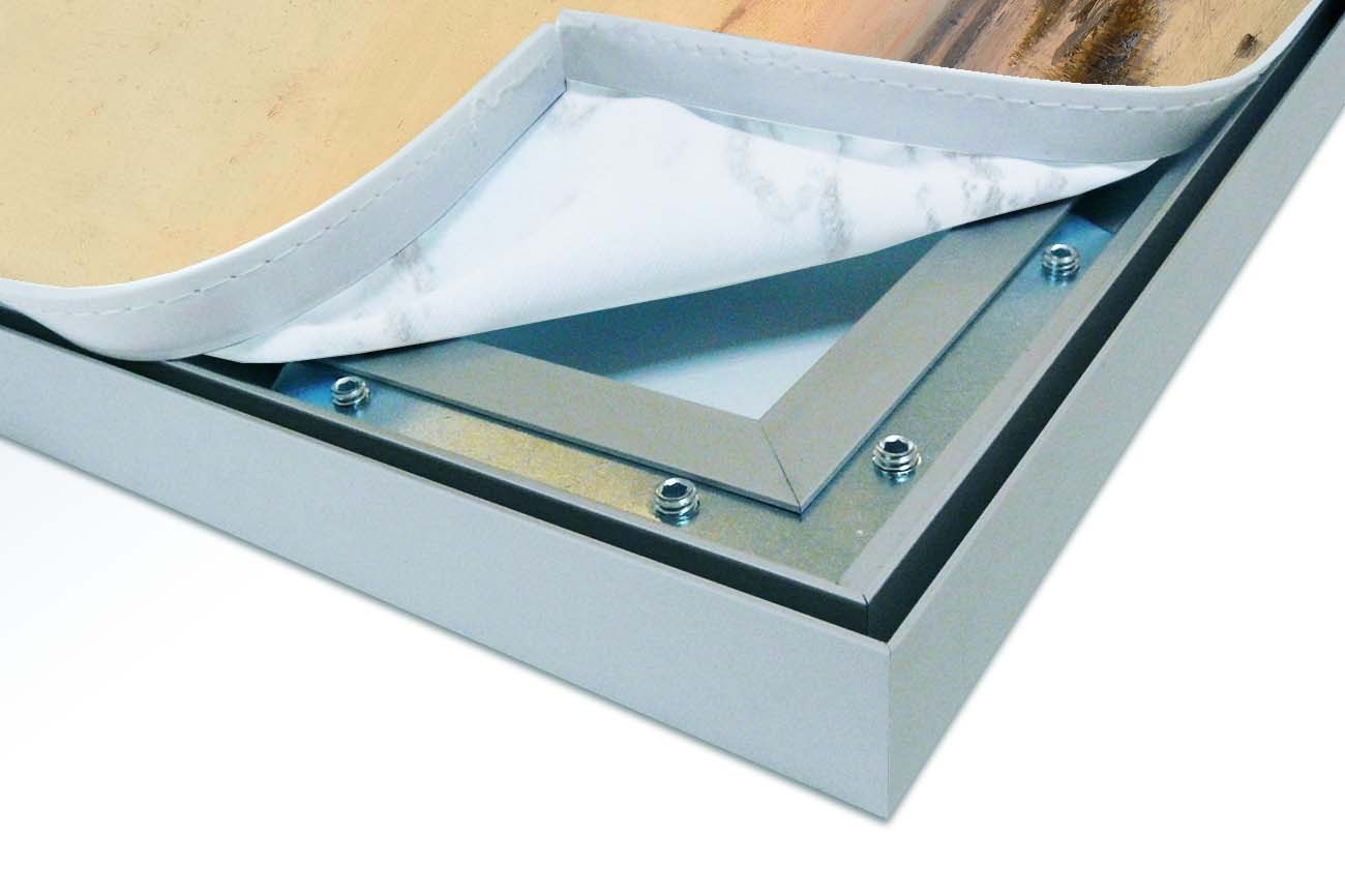 Close up textieldoek los in frame zilver