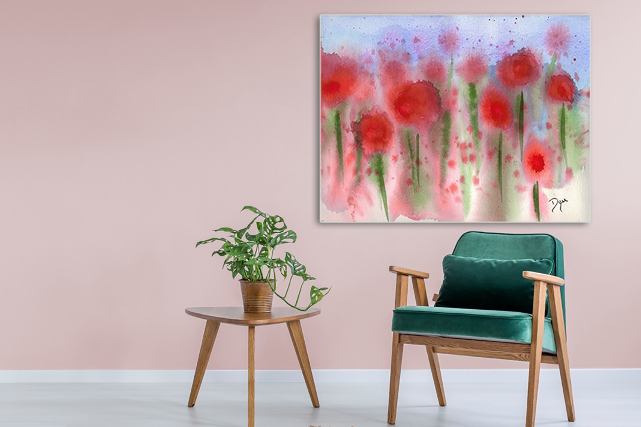 Indrukwekkend schilderij met wazige rode bloemen van Beverly Dyer met als titel Wildflower in red op textieldoek.