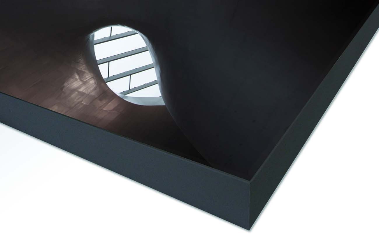 Close up textieldoek gemonteerd in frame zwart