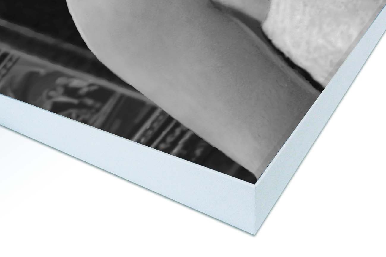 Close up textieldoek in frame gemonteerd wit