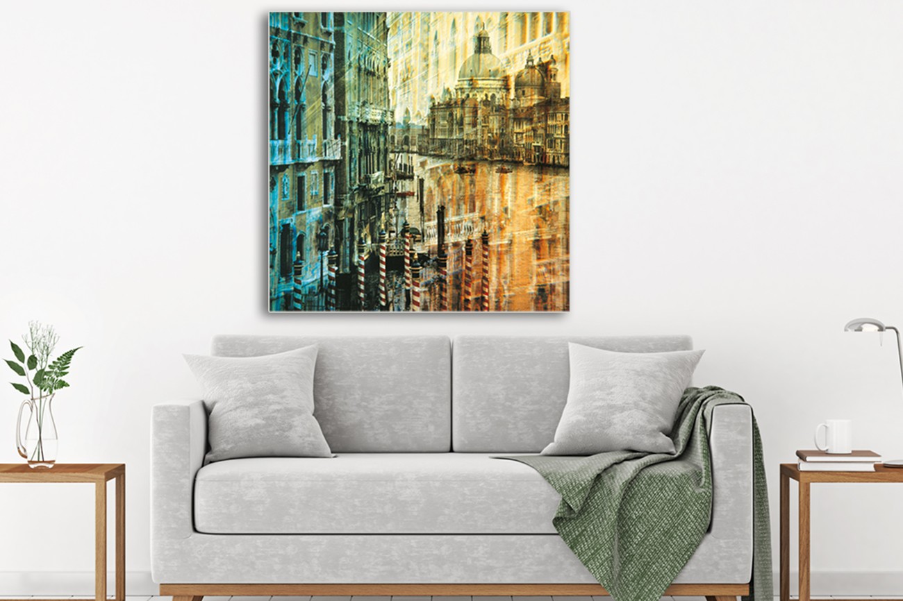 Wazig beeld van Venetië in verschillende kleuren van Gerd Weissing met als titel Venice I op textieldoek.